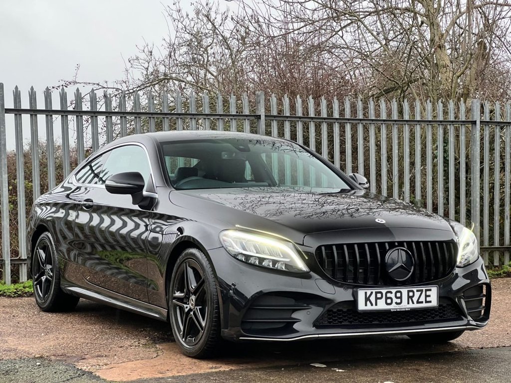 Used Mercedes-Benz C Class 2019 for sale - 76973830: Photo 3