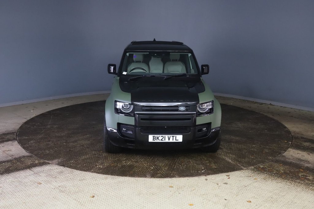 Used Land Rover Defender 2021 for sale - 76986123: Photo 5
