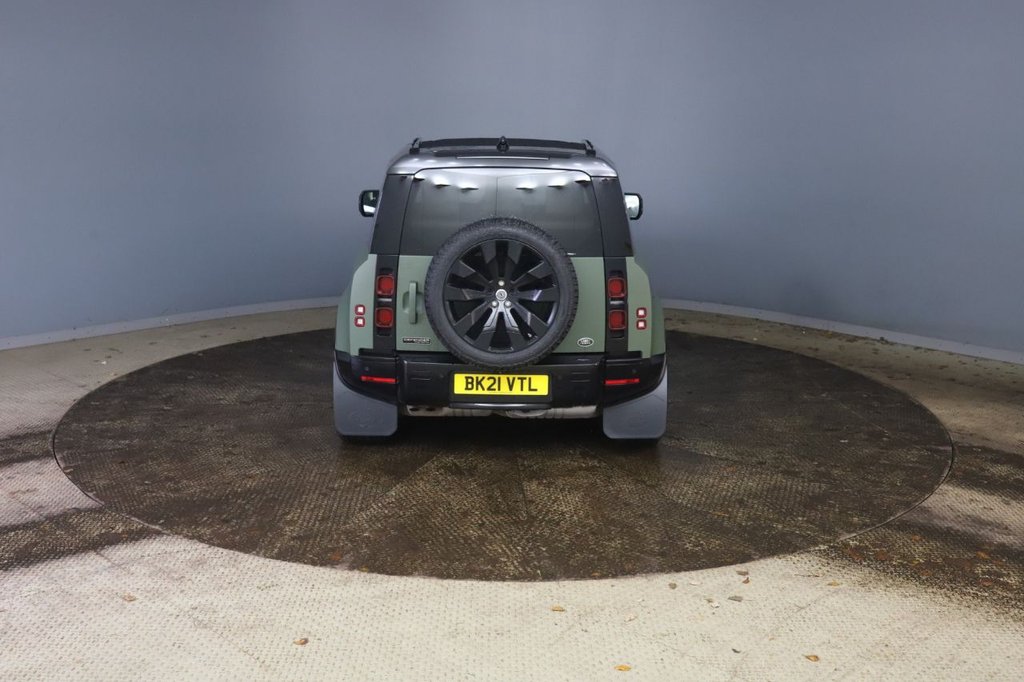 Used Land Rover Defender 2021 for sale - 76986123: Photo 6