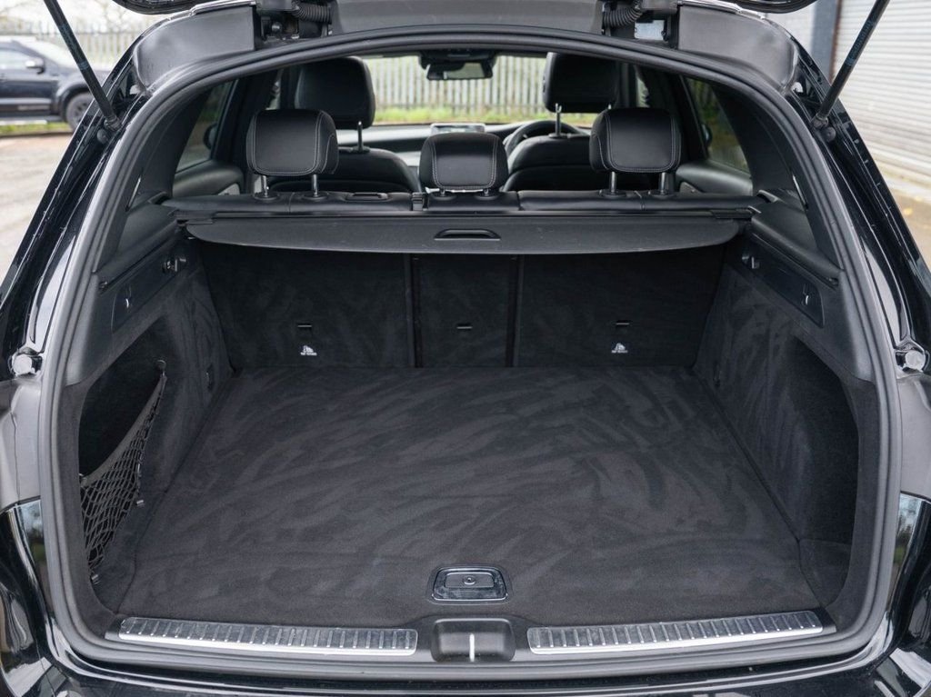 Used Mercedes-Benz GLC 2017 for sale - 76470530: Photo 9