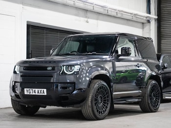 Used Land Rover Defender 2024 for sale - 79448540: Photo