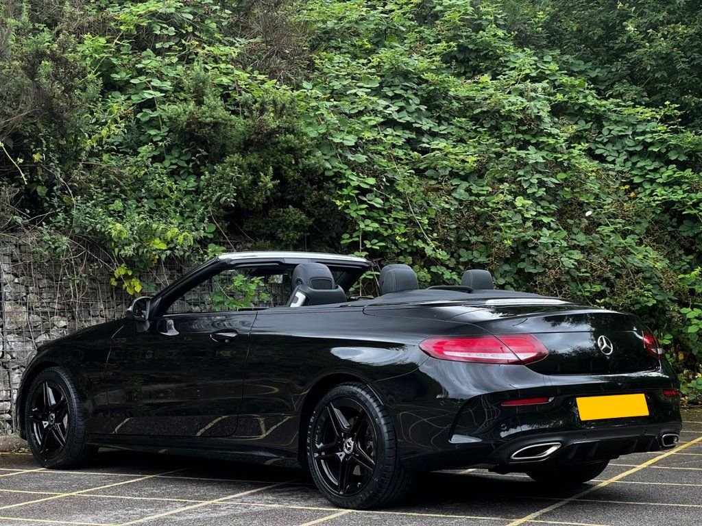 Used Mercedes-Benz C Class 2021 for sale - 76698530: Photo 4