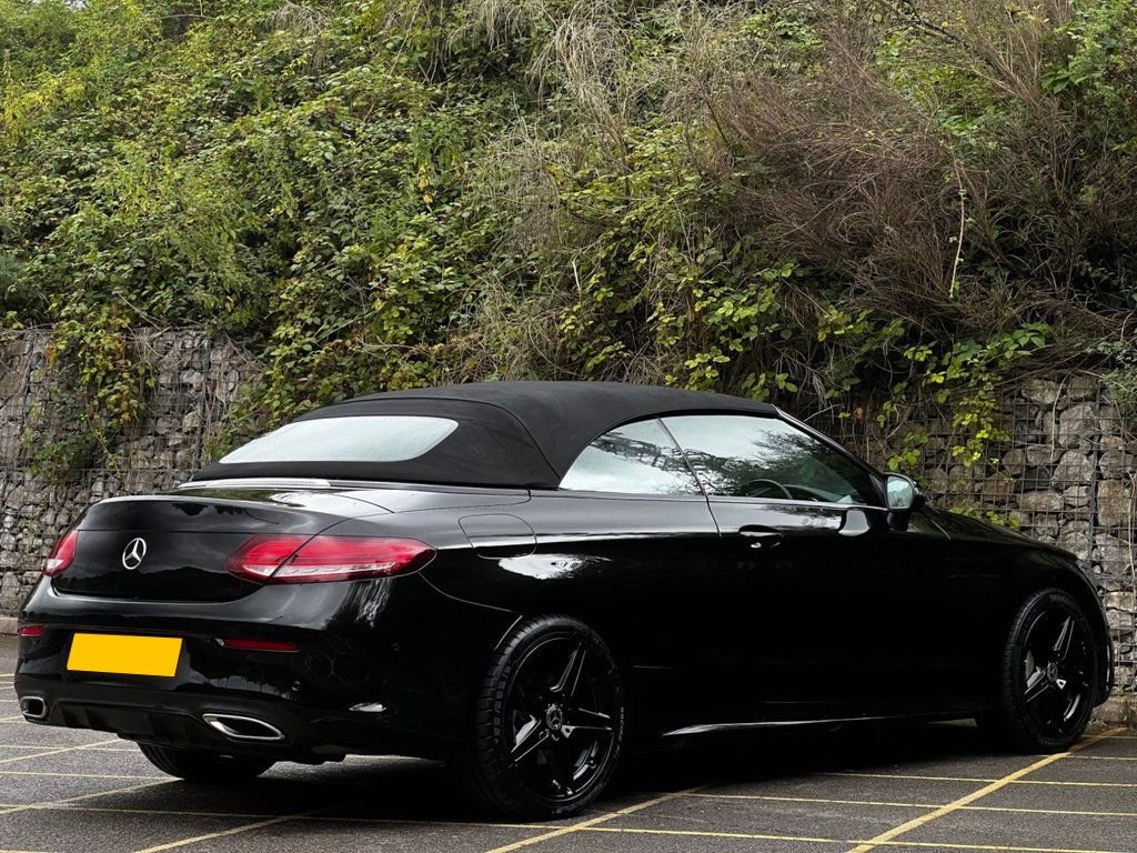 Used Mercedes-Benz C Class 2021 for sale - 76698530: Photo 5