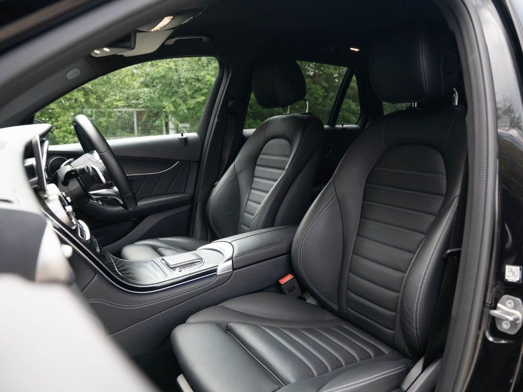 Used Mercedes-Benz GLC 2021 for sale - 76698570: Photo 7