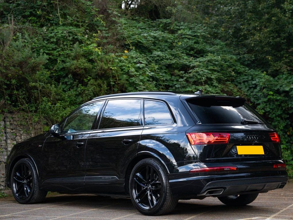 Used Audi Q7 2018 for sale - 76901062: Photo 4