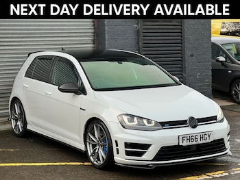 Used Volkswagen Golf 2017 for sale - 76417952: Photo