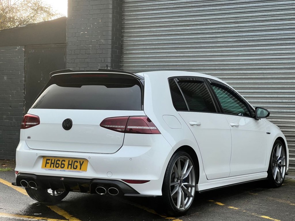 Used Volkswagen Golf 2017 for sale - 76417952: Photo 6