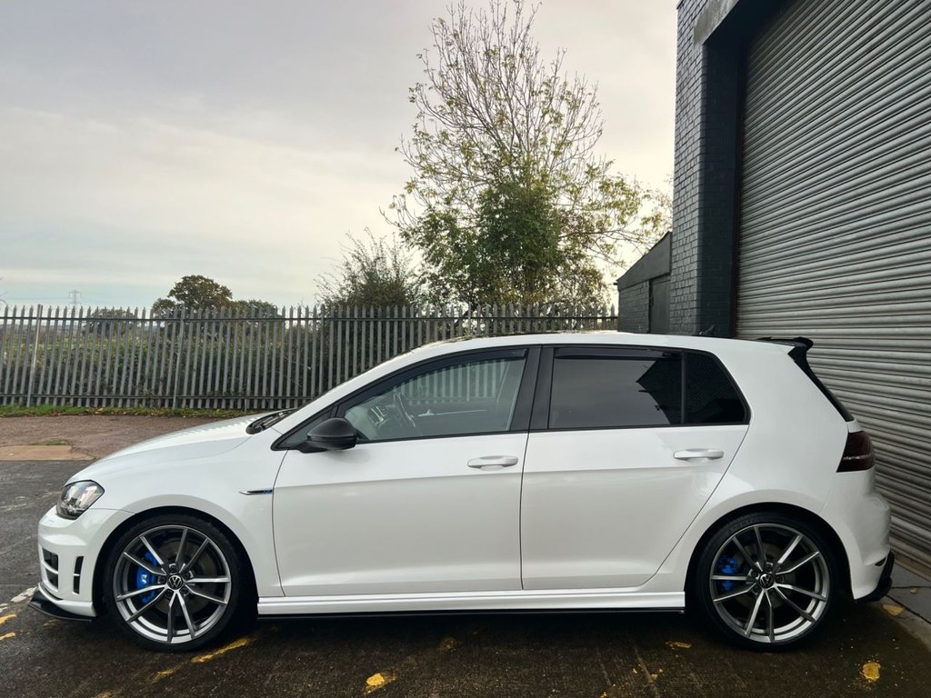 Used Volkswagen Golf 2017 for sale - 76417952: Photo 7