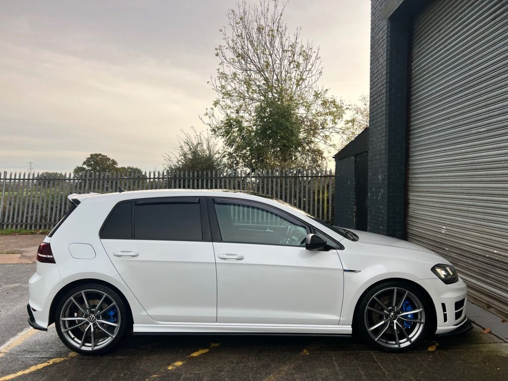 Used Volkswagen Golf 2017 for sale - 76417952: Photo 8