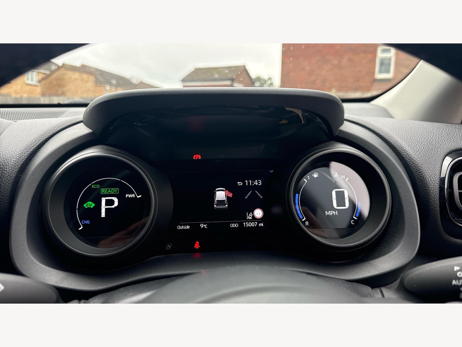 Used Toyota Yaris 2021 for sale - 77549904: Photo 11