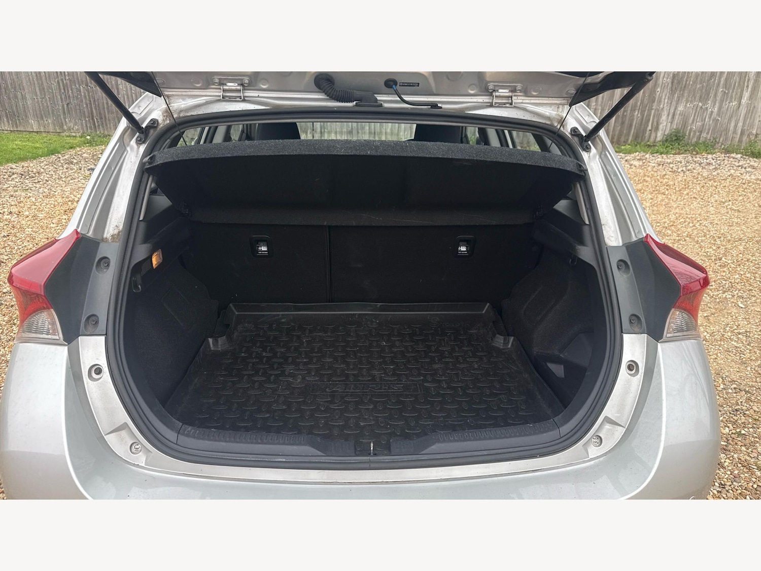 Used Toyota Auris 2016 for sale - 78100202: Photo 16