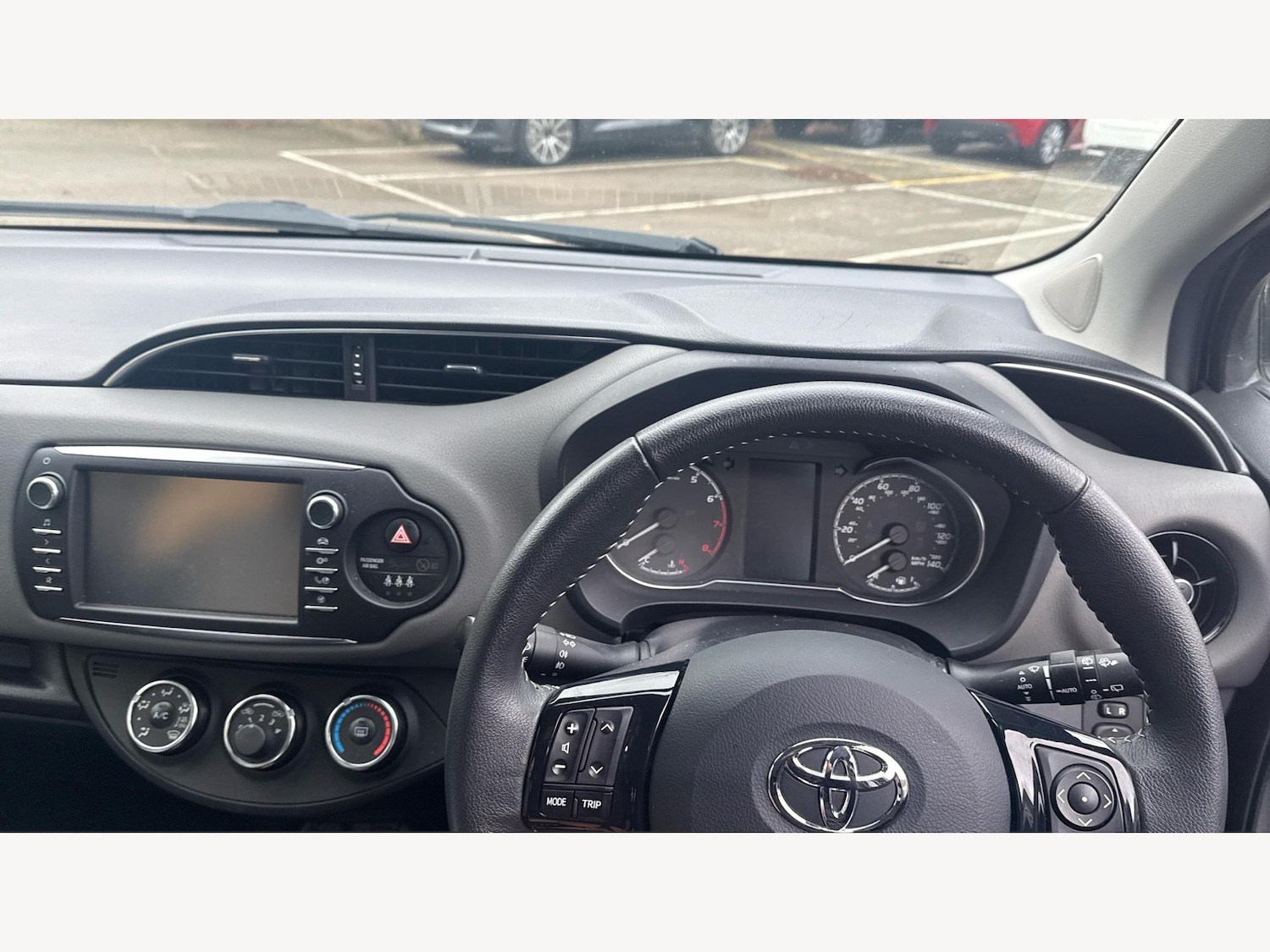 Used Toyota Yaris 2020 for sale - 76781825: Photo 10