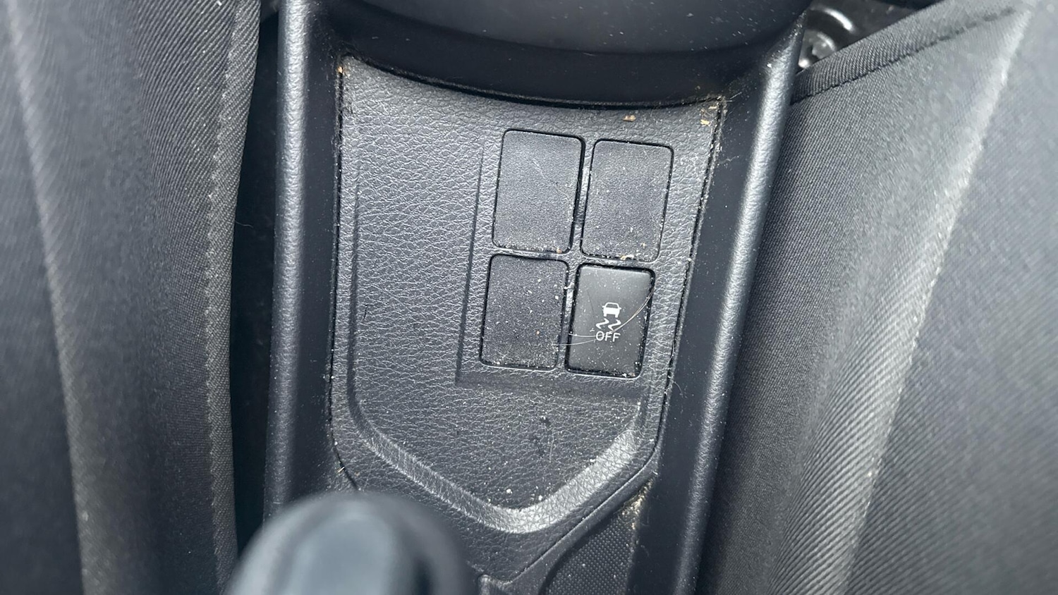 Used Toyota Yaris 2020 for sale - 76781825: Photo 38