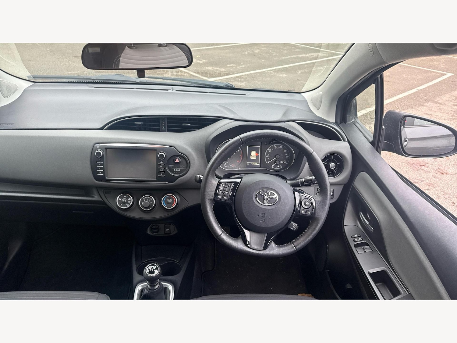 Used Toyota Yaris 2020 for sale - 76781825: Photo 7