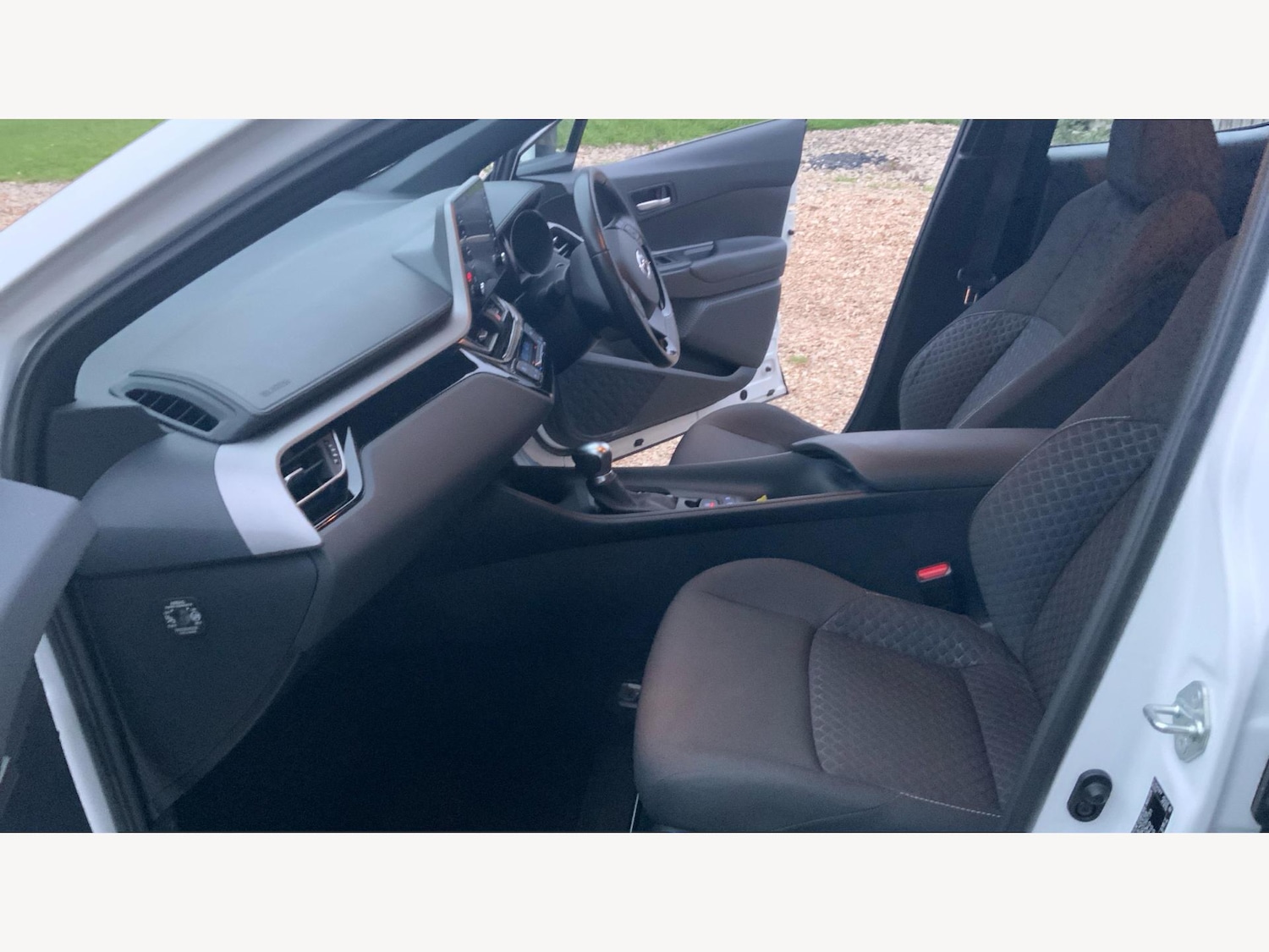 Used Toyota C-HR 2022 for sale - 76388401: Photo 12