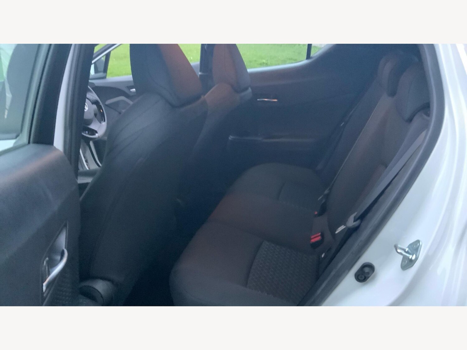 Used Toyota C-HR 2022 for sale - 76388401: Photo 15