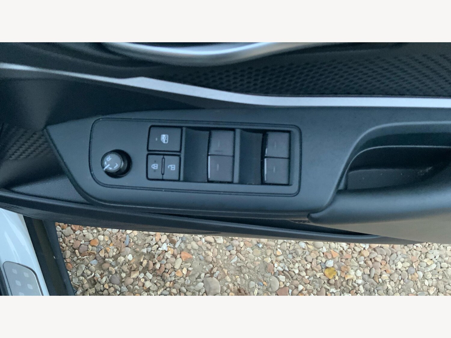 Used Toyota C-HR 2022 for sale - 76388401: Photo 24