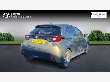 Used Toyota Yaris 2023 for sale - 76499833: Photo