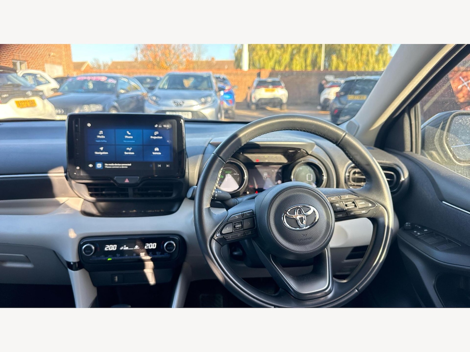 Used Toyota Yaris for sale - 76499833: Photo 8