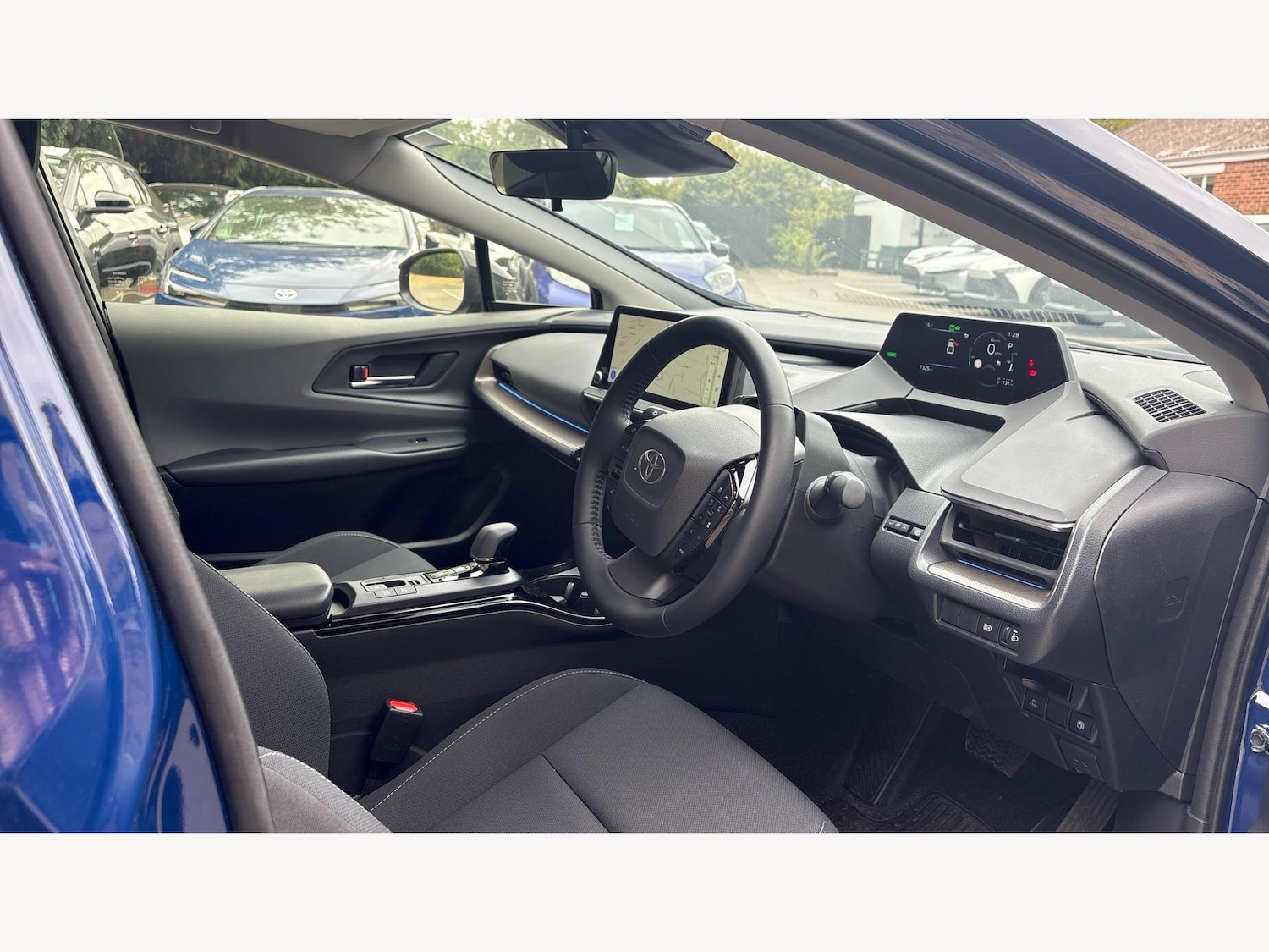 Used Toyota Prius 2024 for sale - 76060192: Photo 13