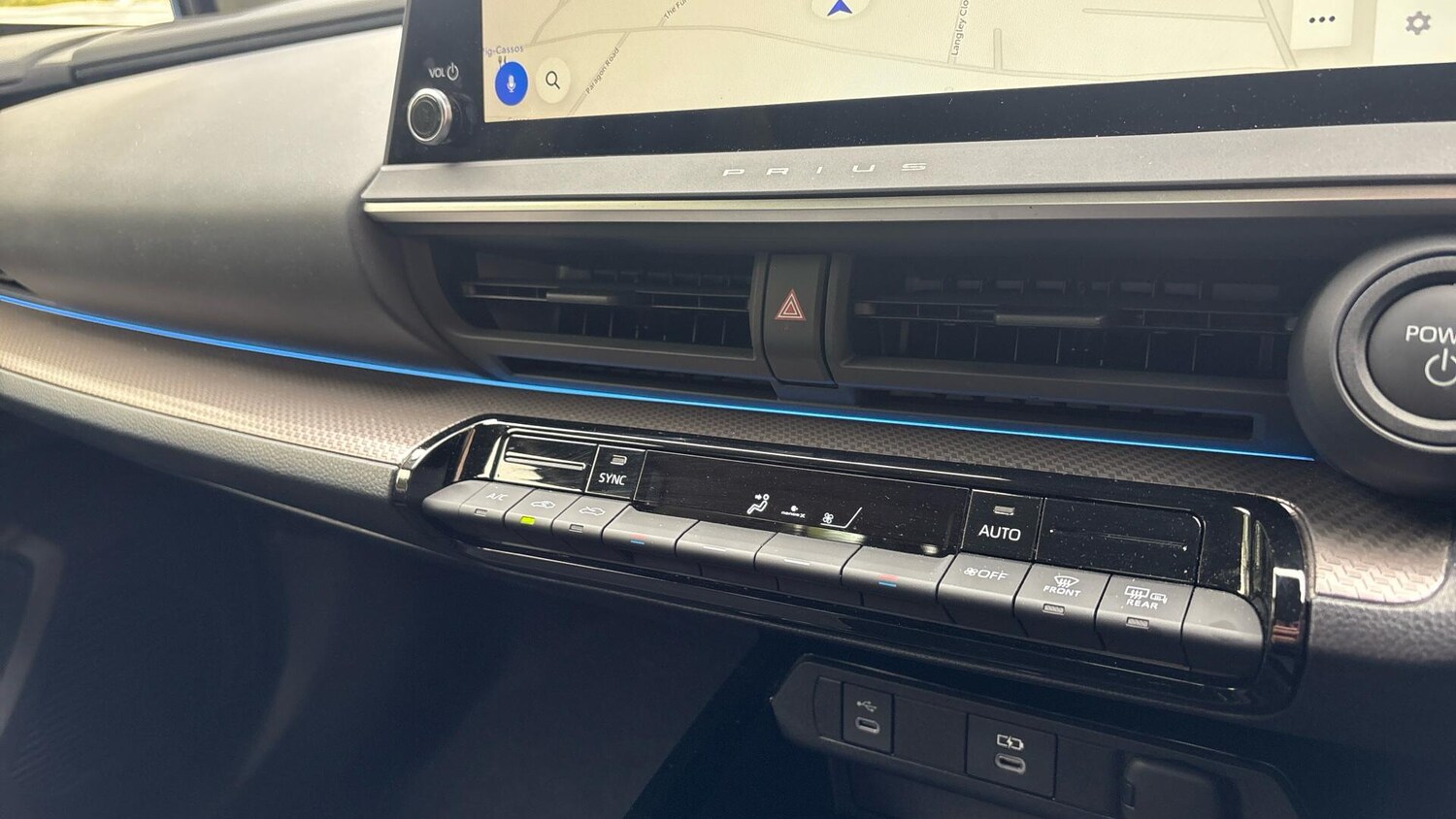 Used Toyota Prius 2024 for sale - 76060192: Photo 33
