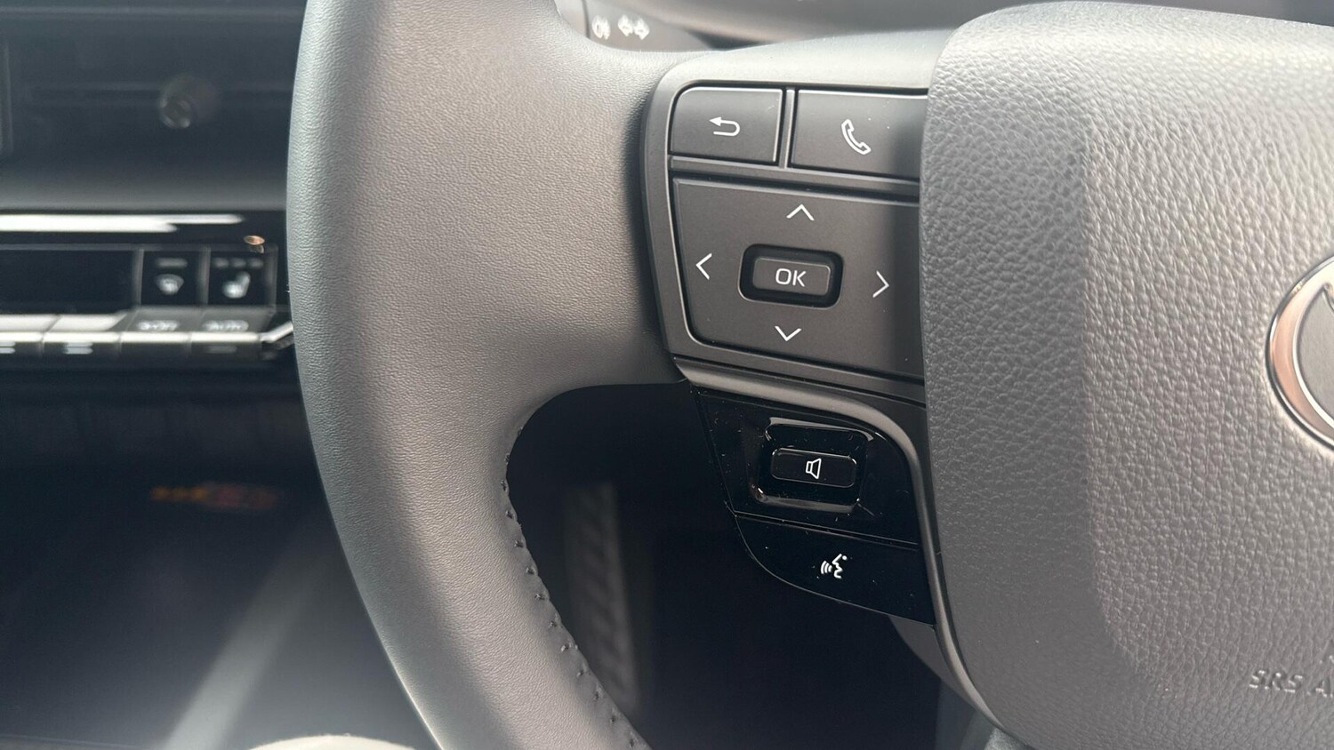 Used Toyota C-HR 2025 for sale - 76993781: Photo 37