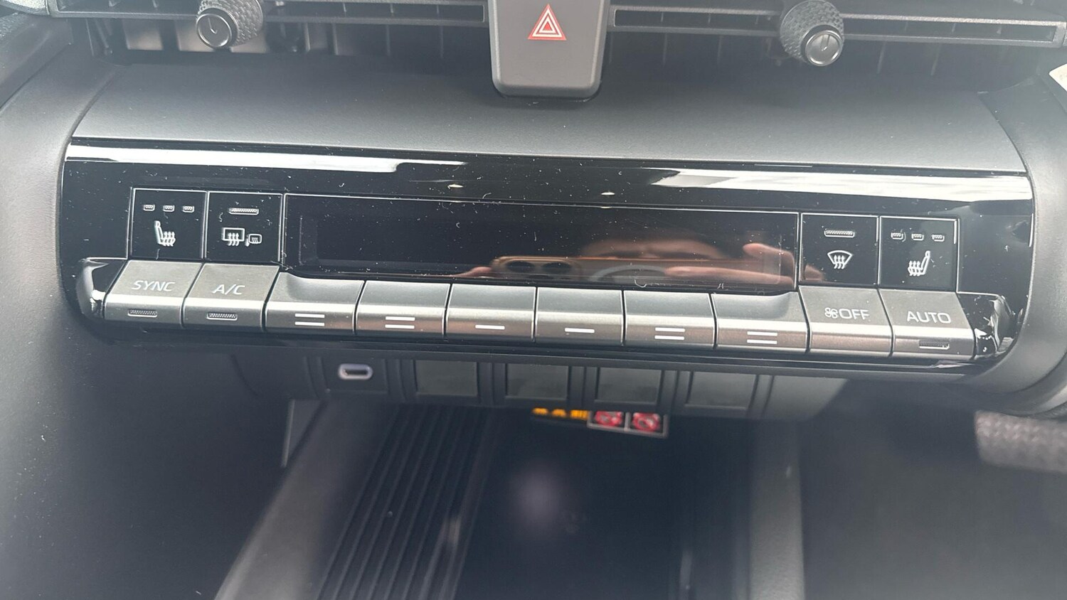 Used Toyota C-HR 2025 for sale - 76993781: Photo 38