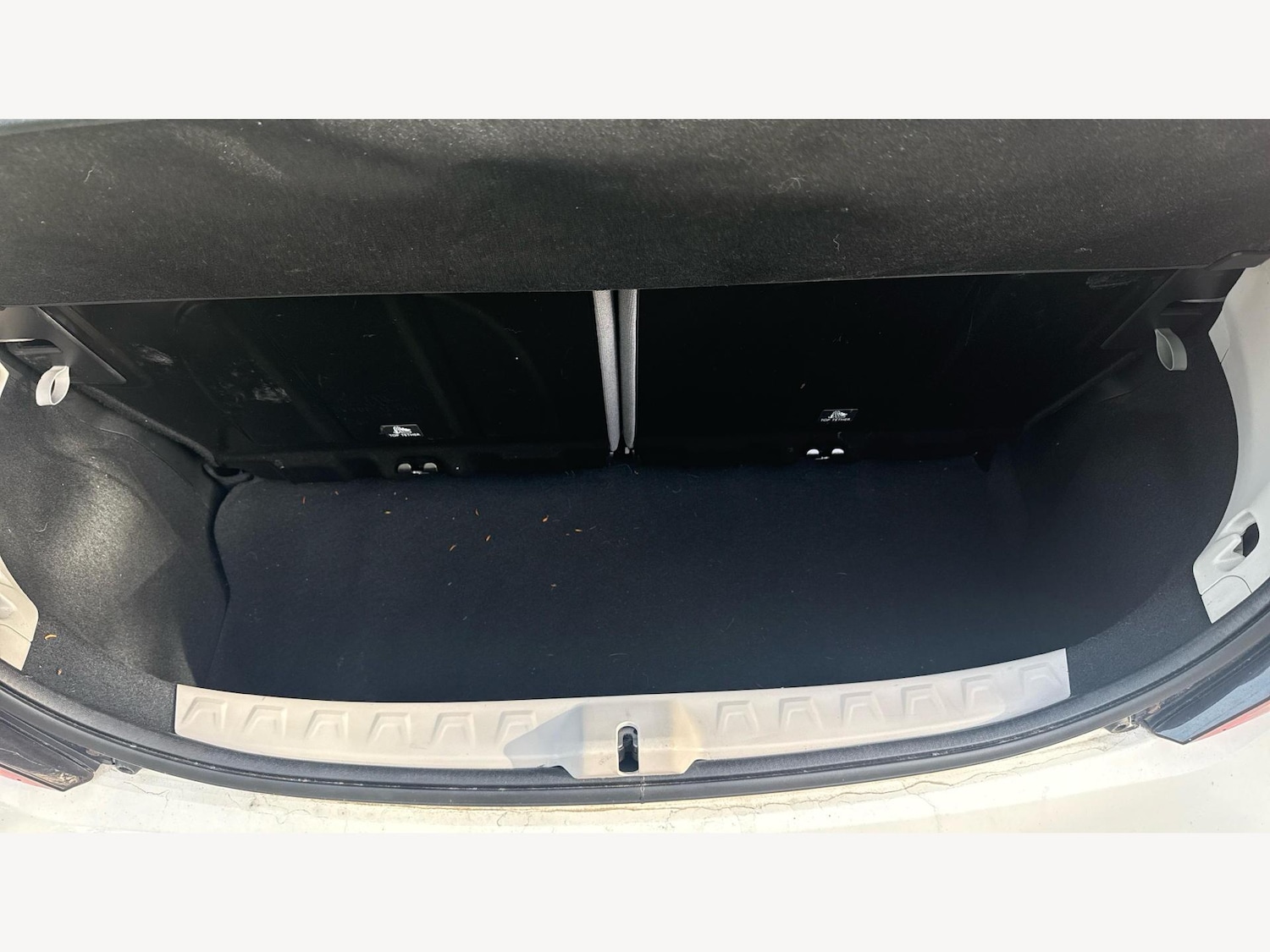 Used Toyota AYGO 2019 for sale - 76607910: Photo 16