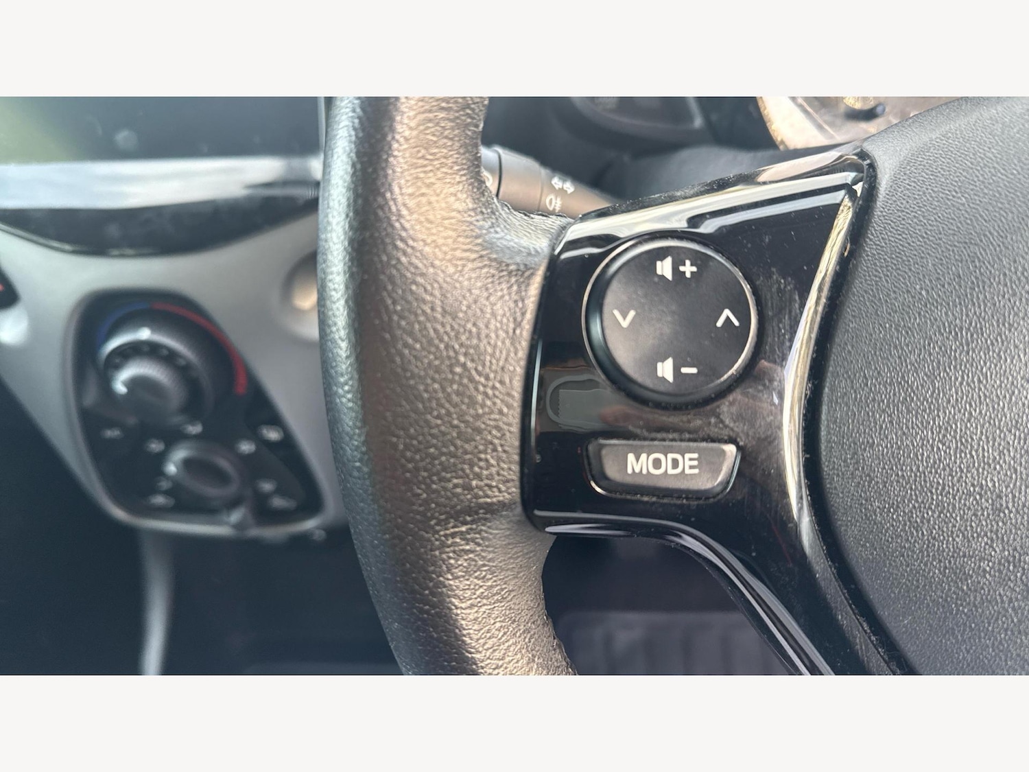 Used Toyota AYGO 2019 for sale - 76607910: Photo 31