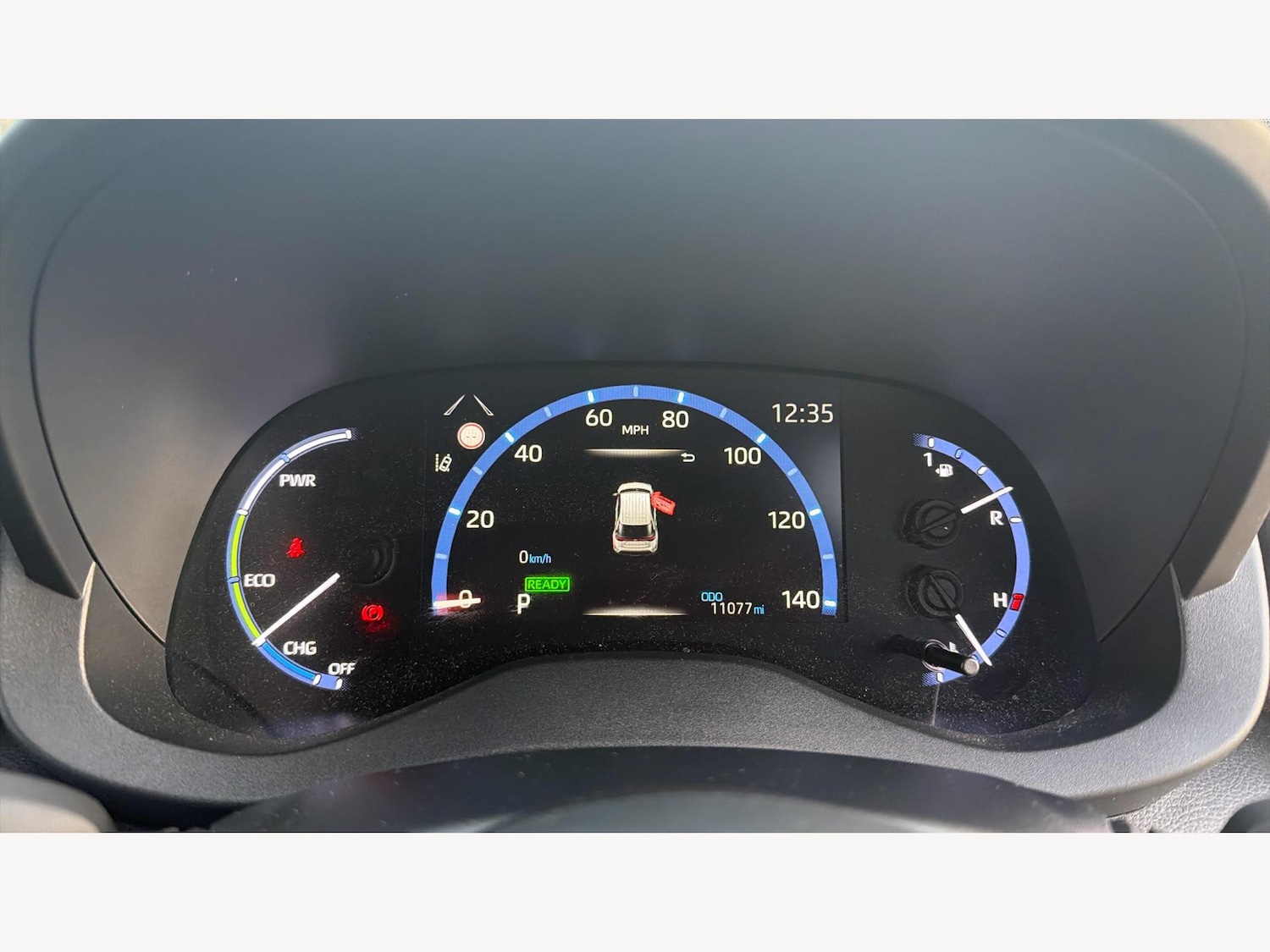 Used Toyota Yaris Cross 2024 for sale - 76942408: Photo 11