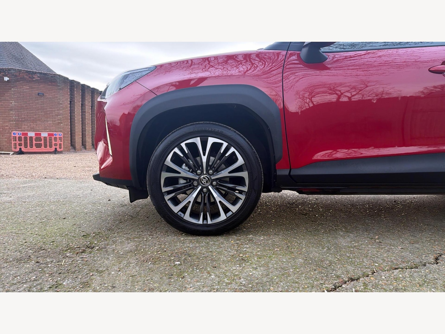 Used Toyota Yaris Cross 2024 for sale - 76942408: Photo 20