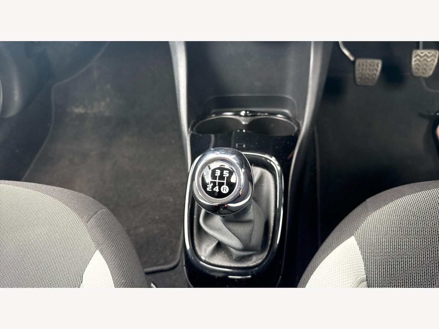 Used Toyota AYGO for sale - 78034905: Photo 26