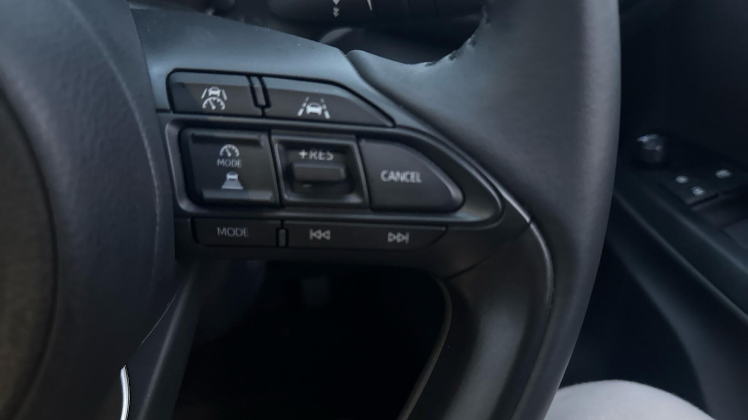 Used Toyota Yaris 2024 for sale - 76942516: Photo 33