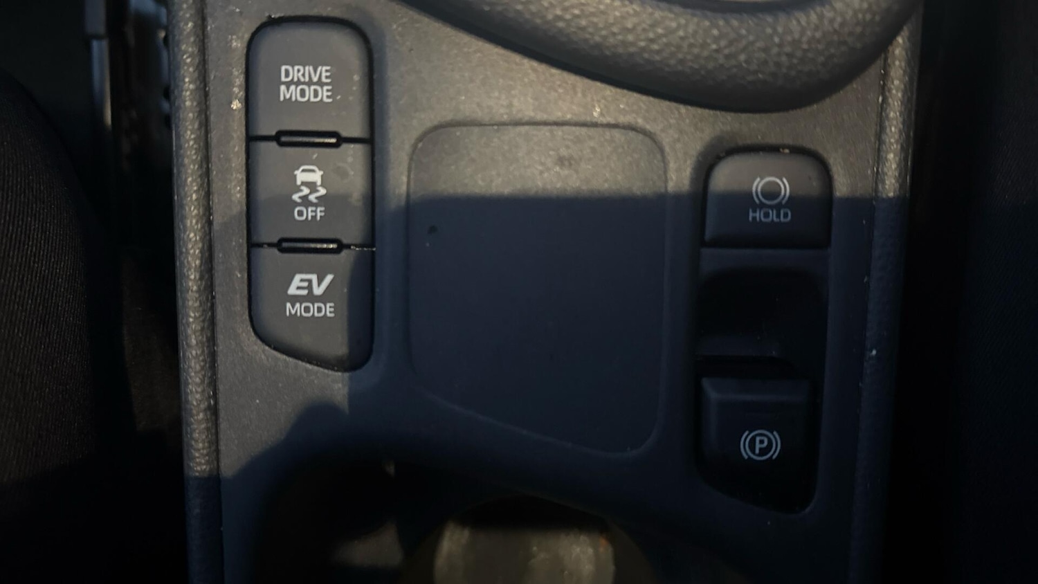 Used Toyota Yaris 2024 for sale - 76942516: Photo 37