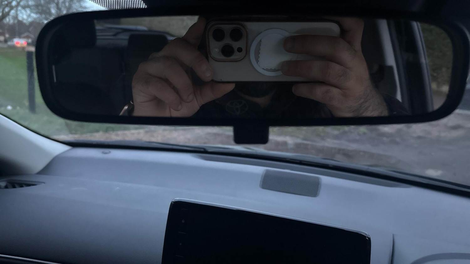 Used Toyota Yaris 2024 for sale - 76942516: Photo 39