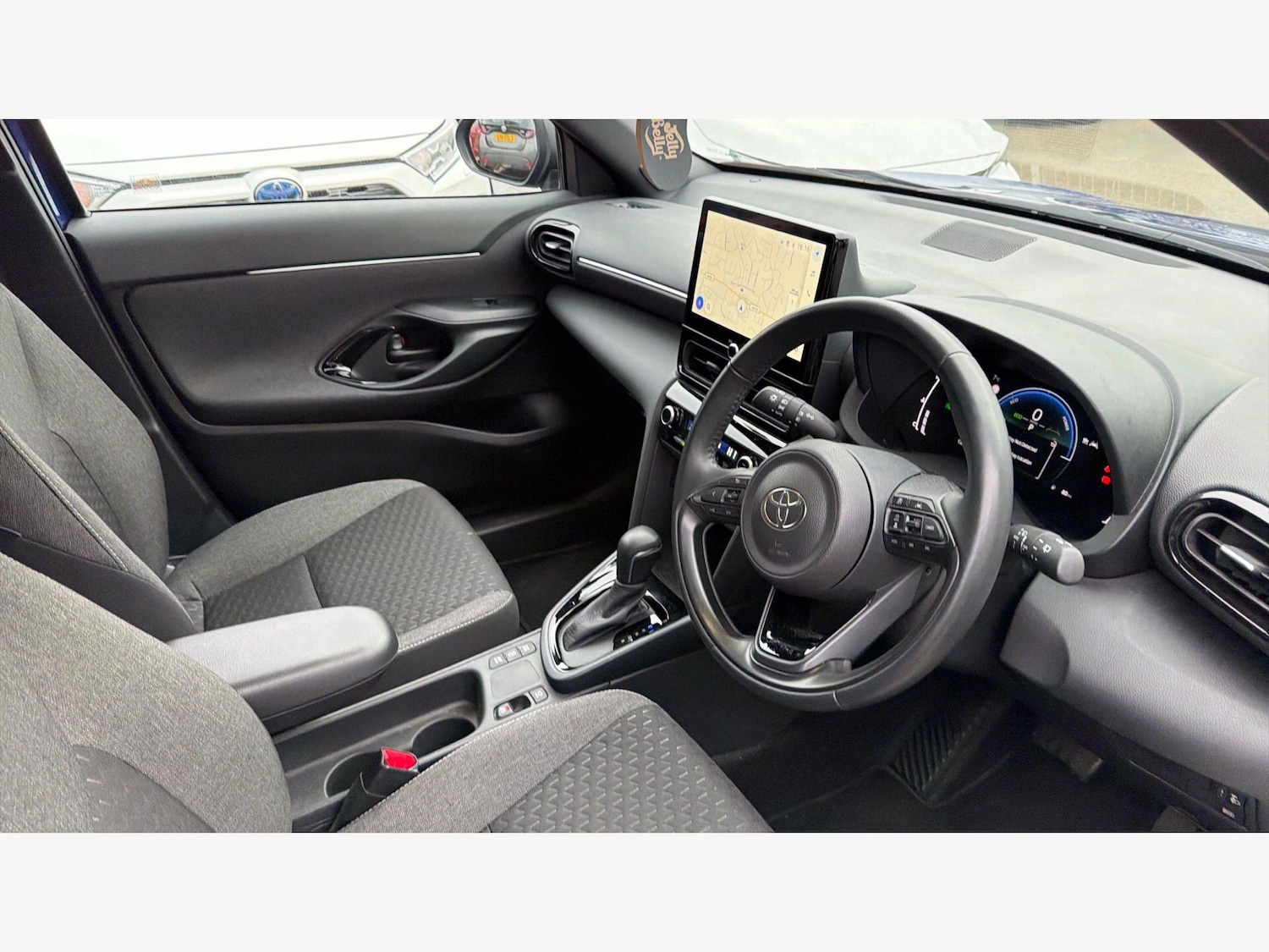 Used Toyota Yaris Cross 2024 for sale - 77612702: Photo 13