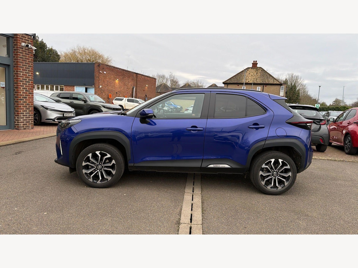 Used Toyota Yaris Cross 2024 for sale - 77612702: Photo 19