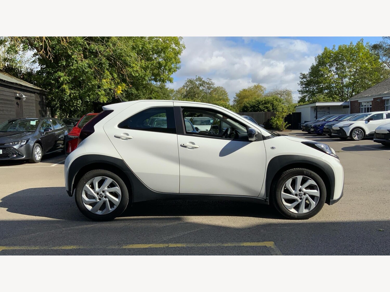 Used Toyota Aygo X 2022 for sale - 75978854: Photo 18
