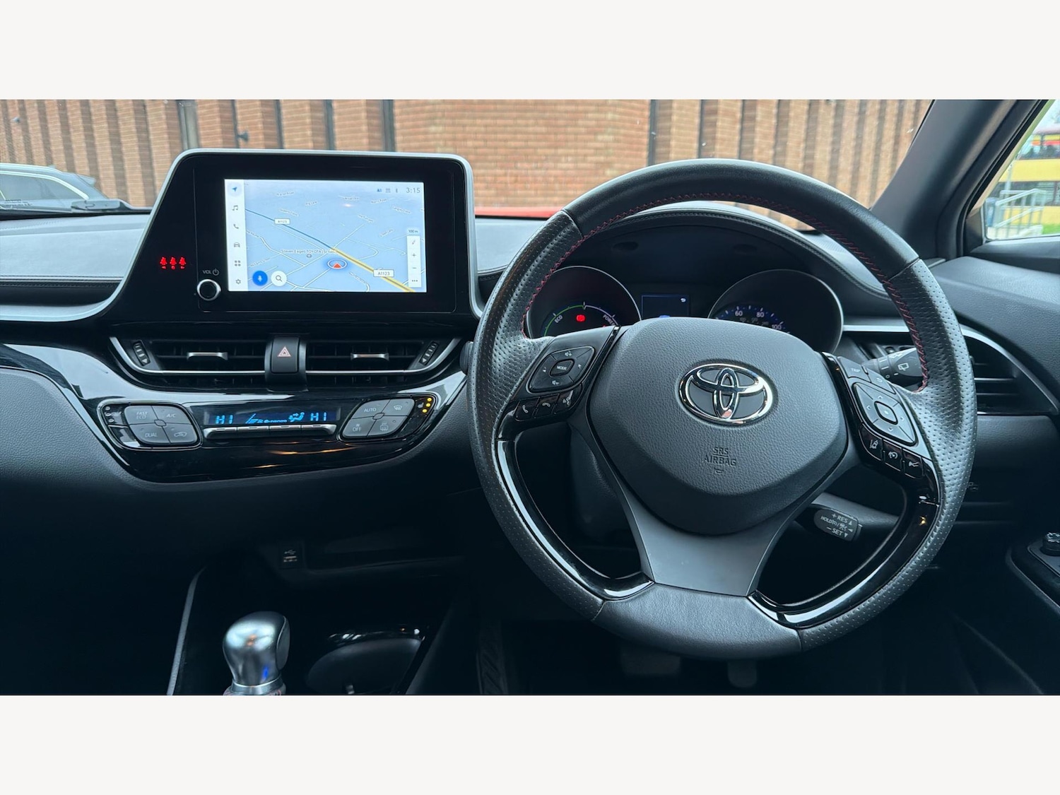 Used Toyota C-HR 2022 for sale - 76607439: Photo 8