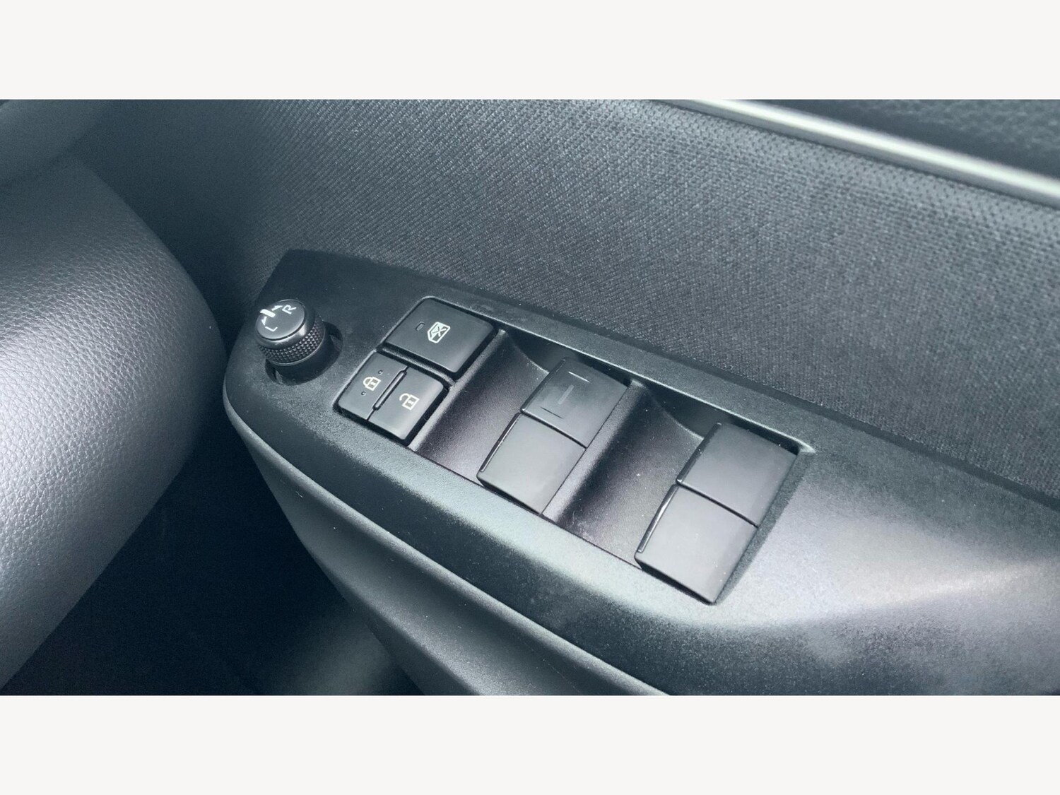 Used Toyota Yaris Cross 2024 for sale - 77039779: Photo 28