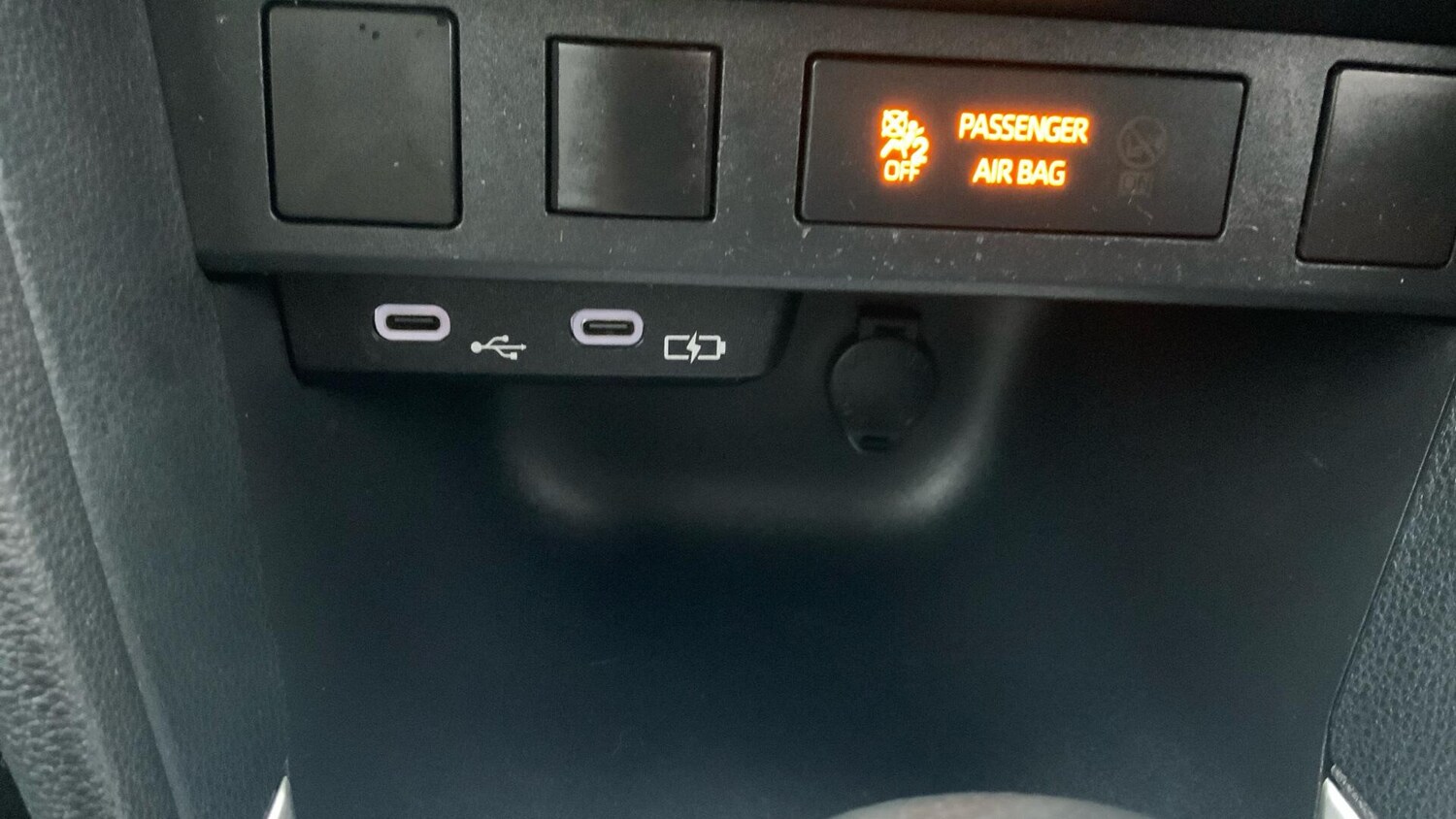 Used Toyota Yaris Cross 2024 for sale - 77039779: Photo 33