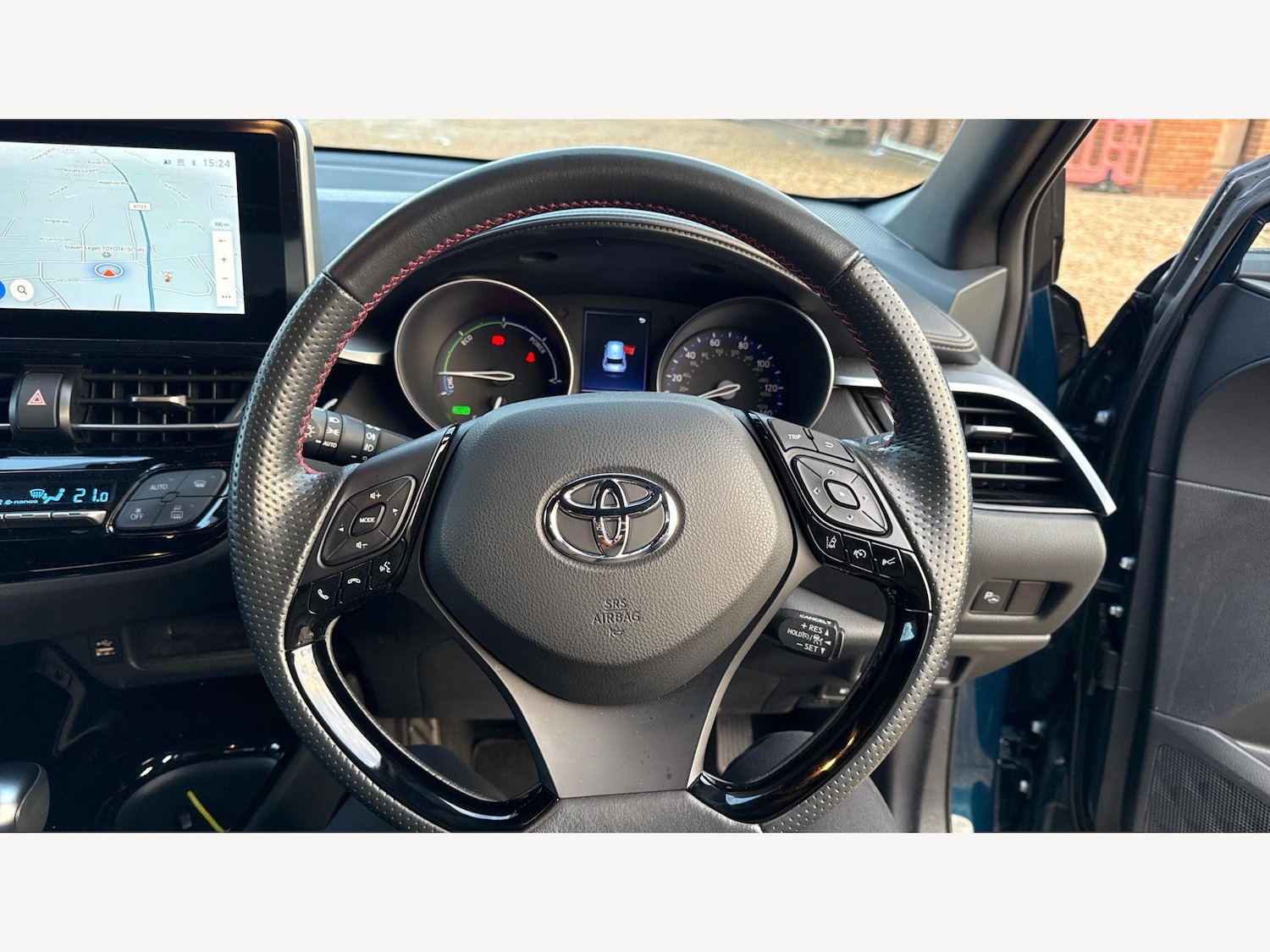 Used Toyota C-HR 2023 for sale - 77254612: Photo 10