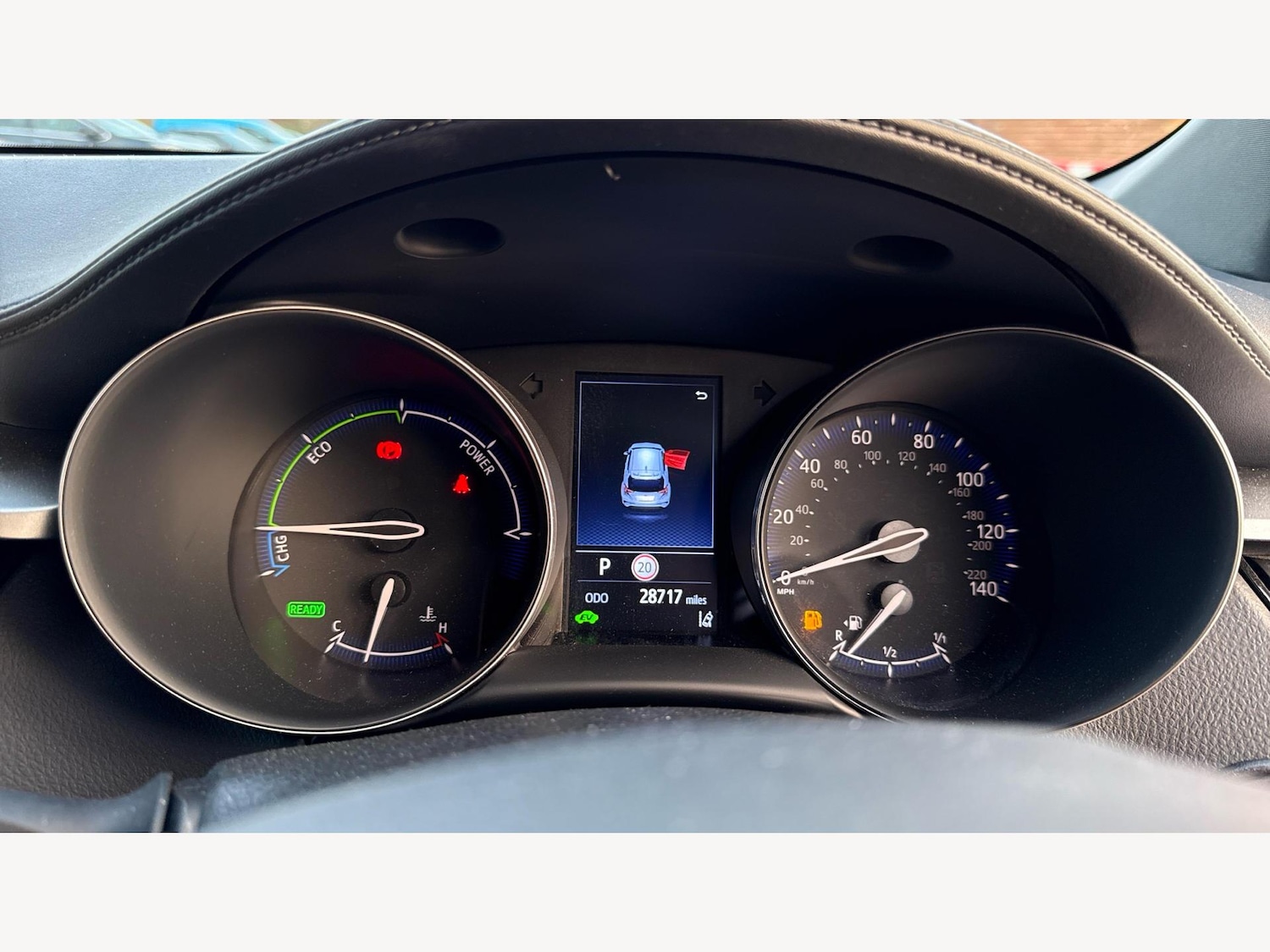 Used Toyota C-HR 2023 for sale - 77254612: Photo 11