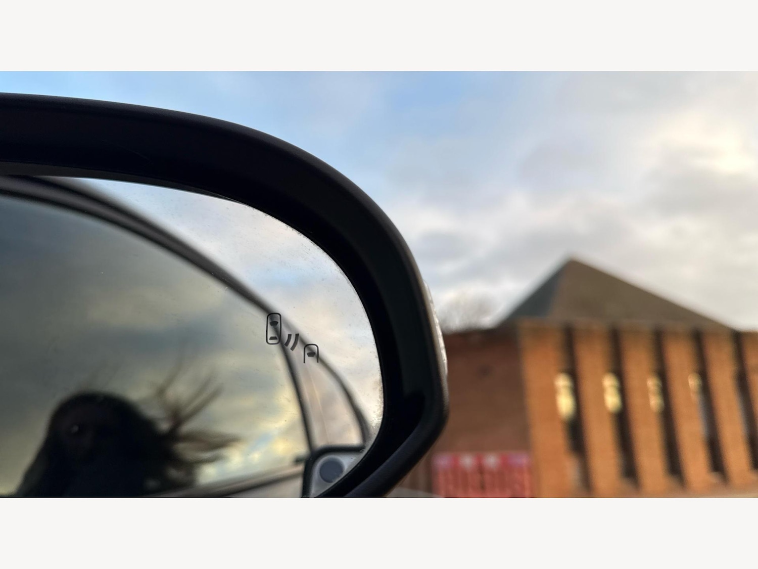 Used Toyota C-HR 2023 for sale - 77254612: Photo 24