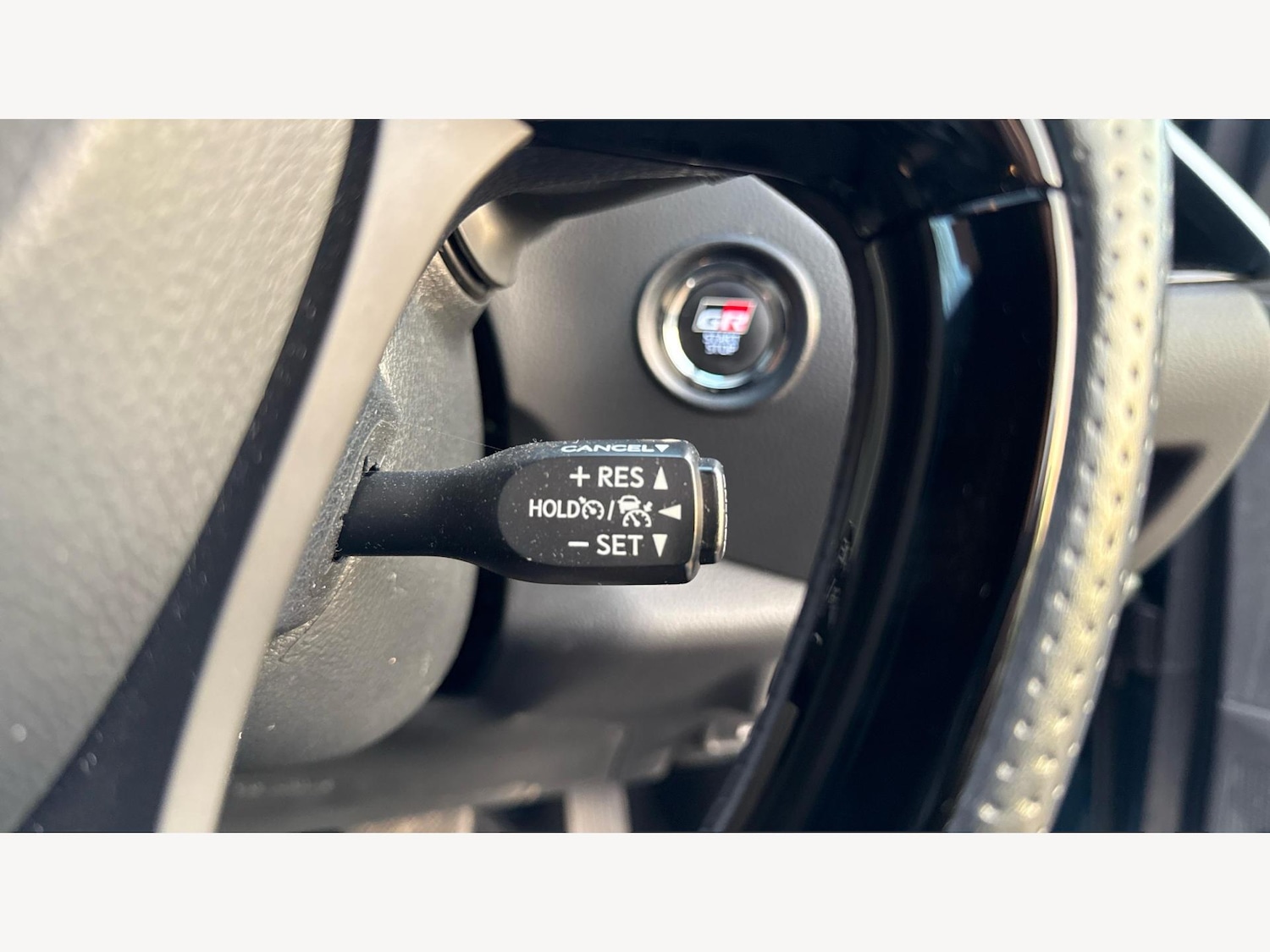 Used Toyota C-HR 2023 for sale - 77254612: Photo 31