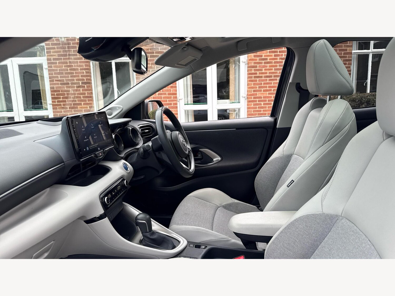 Used Toyota Yaris 2023 for sale - 77574793: Photo 12