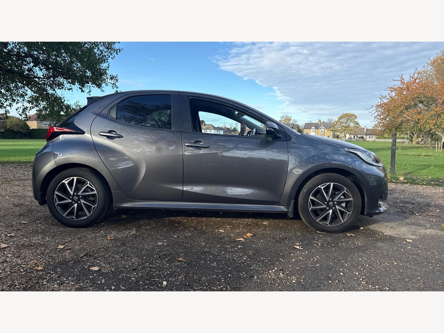 Used Toyota Yaris 2023 for sale - 76499004: Photo 18