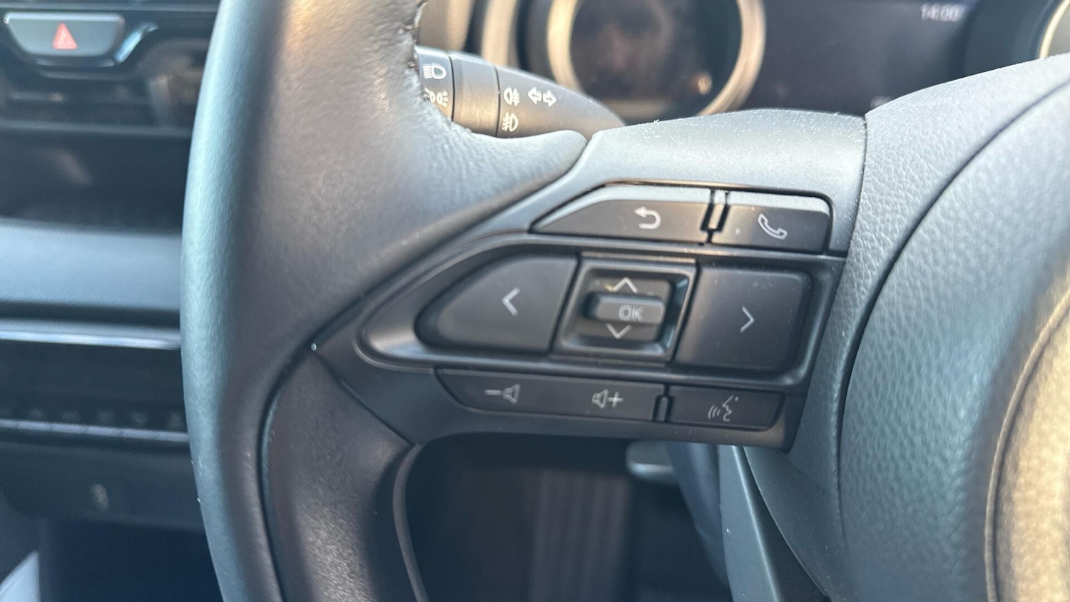 Used Toyota Yaris 2023 for sale - 76499004: Photo 34