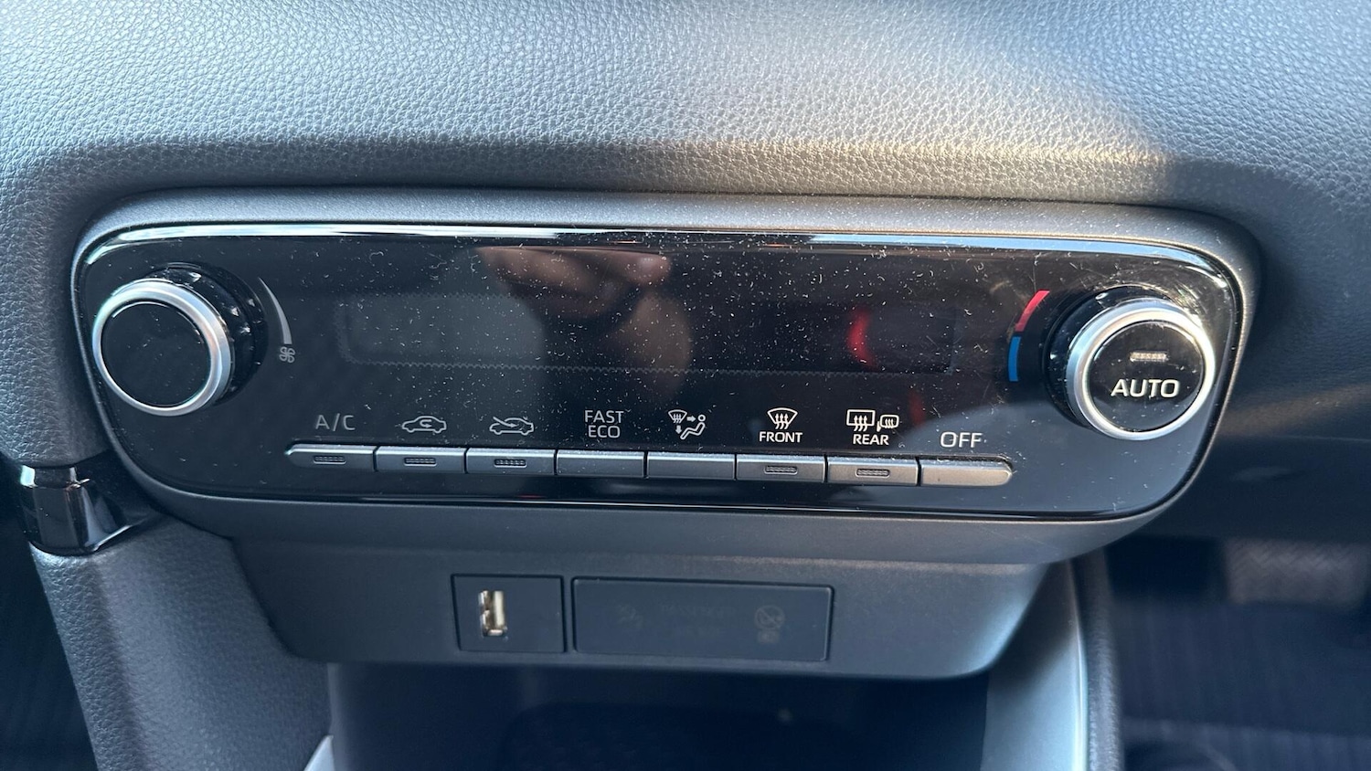 Used Toyota Yaris 2023 for sale - 76499004: Photo 35