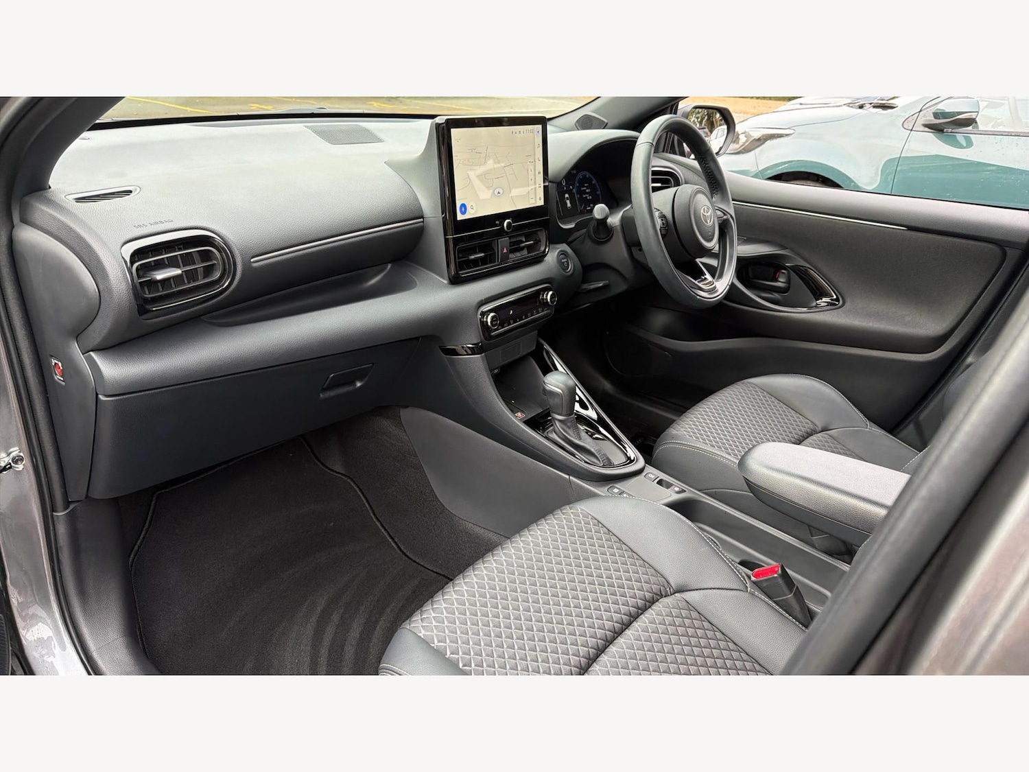 Used Toyota Yaris 2024 for sale - 77387154: Photo 12